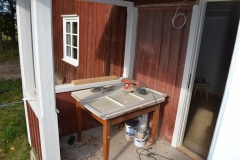 Skrapning-och-slippning-innerfonster